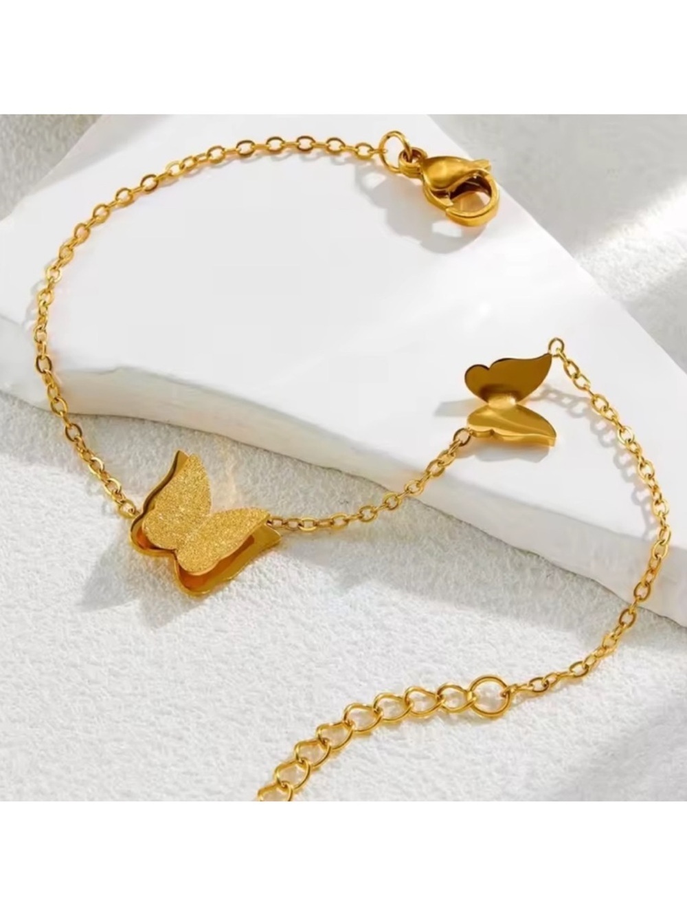 Gold Butterfly Chain Bracelet - Picture 3 of 5